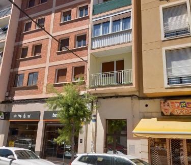Haro Apartment | Piso recién reformado con balcón