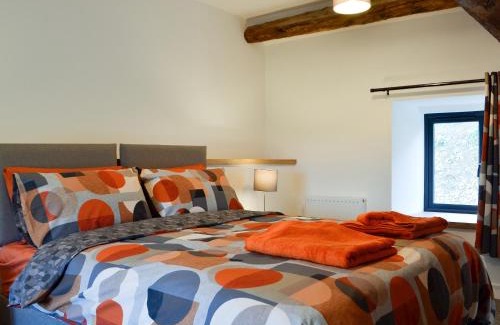 Llanwrthwl House | Pistyll Gwyn