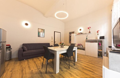 Reggio nell'Emilia Apartment | Pitti Home