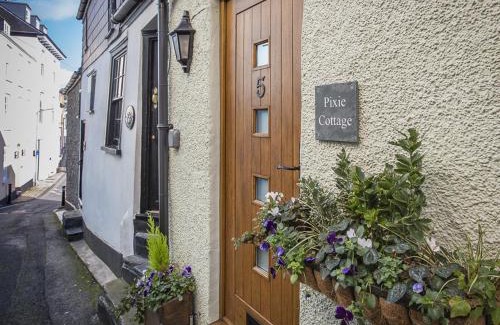 Dartmouth House | Pixie Cottage