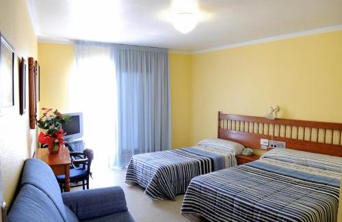 Sant Carles de la Rapita Hotel | Plaça Vella
