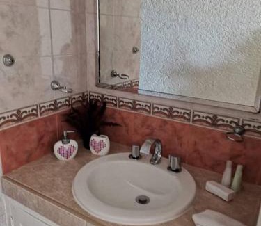 Zona Hotelera Apartment | Placentero depa en mar caribe!
