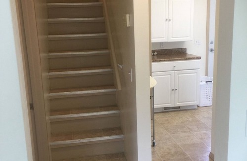 Billings Cottage | Places on Parkhill
