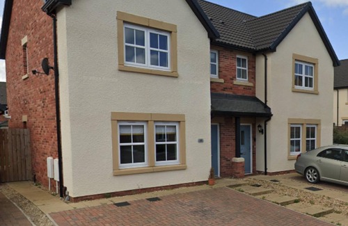 Darlington House | Places to stay in Darlington with Free Parking