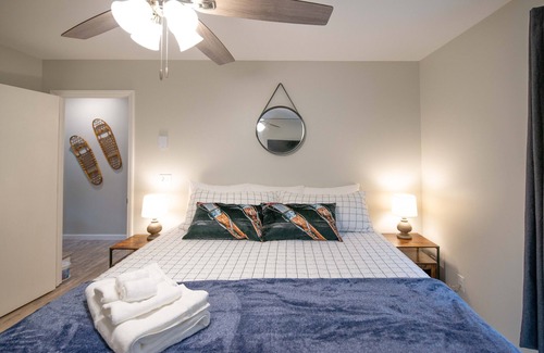 Beech Mountain Ski Chalet | Placid Mountain Retreat @ top of Beech-close to golf course-paved road