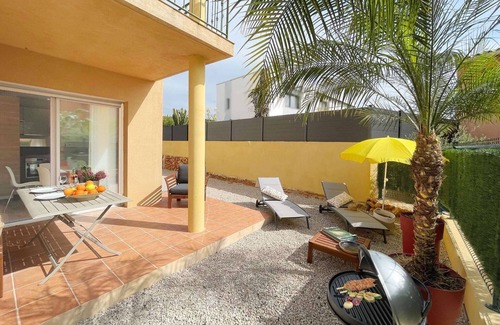 Bandol Apartment | Plage du Capelan | Parking | Private garden | Air-conditioned | Peace and quiet guaranteed