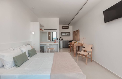 Makry Gialos Hotel | Plakakia Luxury Apartments - Apt 6
