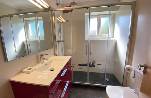 Age Apartment | Planta Baja con jardin y piscina en la Cerdanya