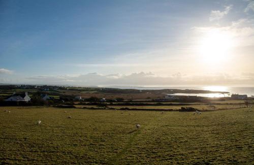 Rhoscolyn House | Plas