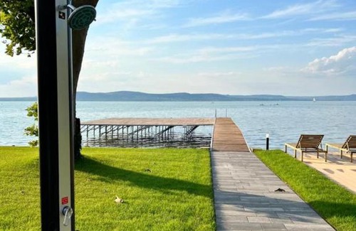 Balatonboglar Apartment | Platán Garden Apartman