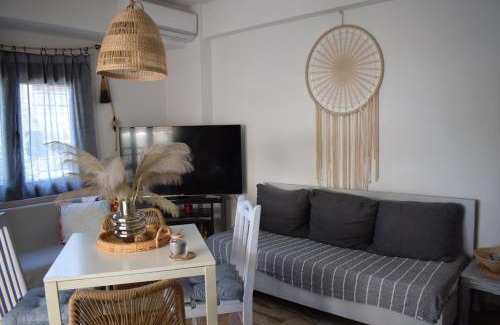 Nei Pori Apartment | Platamon Boho Apartment- Με θέα την θάλασσα