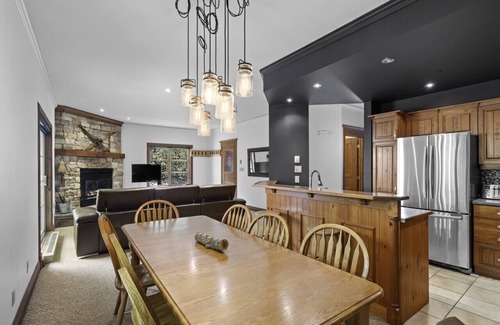 Mont-Tremblant Apartment | Plateau 236.5 - 3bdrs Ski In/Out with Pool Access