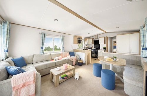 Aberystwyth House | Platinum 2 Bed Hot Tub (Pet)