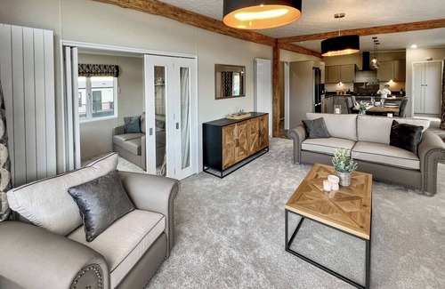Aberystwyth Ski Chalet | Platinum Lodge Bay View Spa (Pet)