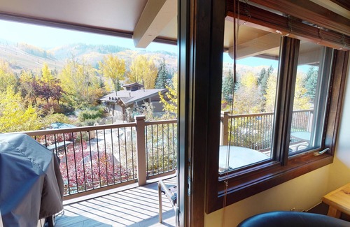 Vail Condo | Platinum Unit w/Pool & HotTub Access & Free Bfast