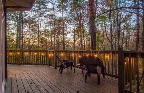 Blue Ridge Villa | Play Arcade Games Make Firepit Smores Explore Downtown Blue Ridge in Minutes - Trails End