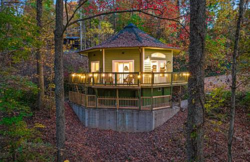 Blue Ridge Villa | Play Arcade Games Make Firepit Smores Explore Downtown Blue Ridge in Minutes - Trails End
