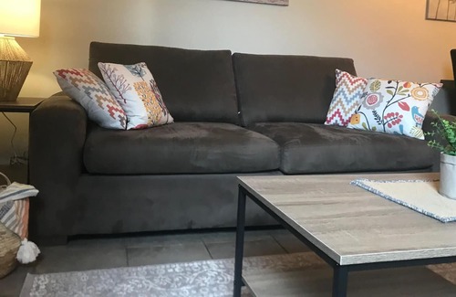 South Pandosy Condo | Playa del Sol family condo across the street from Okanagan Lake.