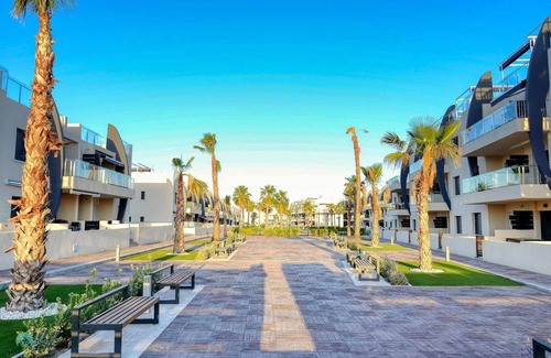 Pilar de la Horadada Apartment | Playa Elisa Bay - Townhouse with Pool