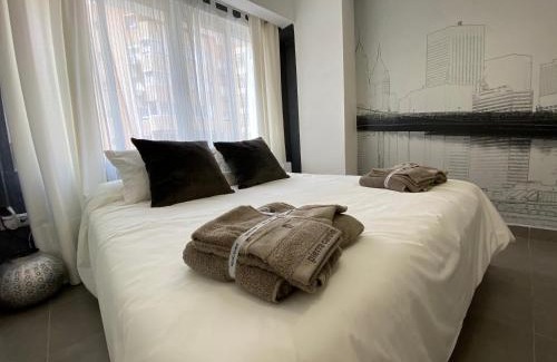 La Malagueta Apartment | Playa Sol y Centro Historico