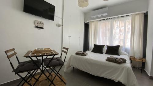 La Malagueta Apartment | Playa Sol y Centro Historico