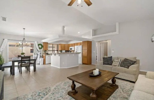 Lake Havasu City Villa | Playpool Oasis-Pool, Spa, Garage, Great Lake Views