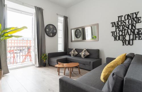 Sol Apartment | PLAZA MAYOR by MONARO