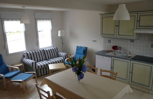 Perros-Guirec House | Pleasant house facing the port of Ploumanac'h Pink granite coast