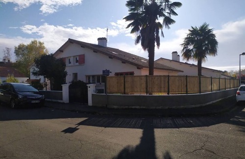 Pau Nord House | Pleasant house in quiet neighbourhood