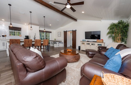 Crystal River House | Pleasant Point, a blue spring waterfront home on Kings Bay in Crystal River, Fl.