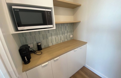 Muloowurtie House | Pleasant View Too- 5 bedrooms! Off peak special!