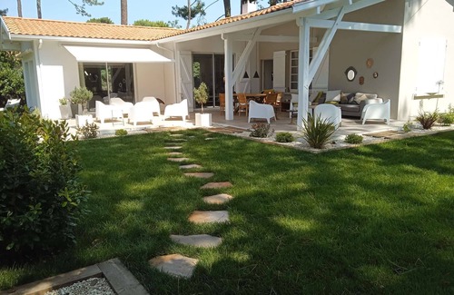 Biscarrosse Plage House | pleasant villa of around 130m² for 7 people