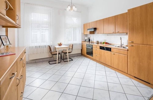 Norderney House | Plenty of space for up to 8 people in a prime location