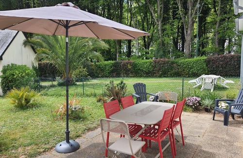Pleuven House | Pleuven, house with enclosed garden, ideal for visiting the region