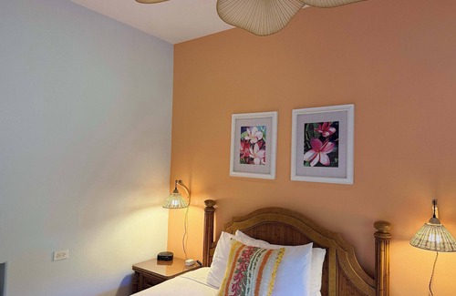Kahana Bed & Breakfast | Plumeria Ensuite | Peaceful Ocean Retreat | Steps to Beach B&B w Breakfast, BBQ