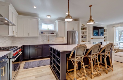 Wrightsville Beach House | Plumeria Haven -Exquisite high-end new construction home with sound and ocean vi