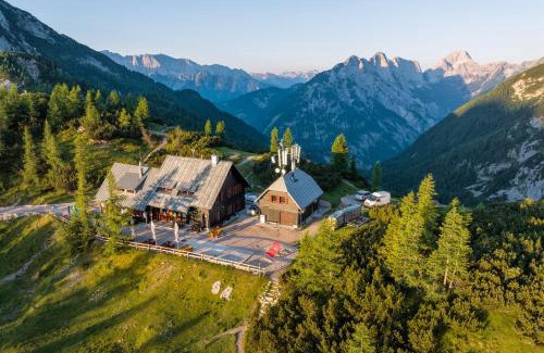 Studor House | Poštarski dom on Vršič