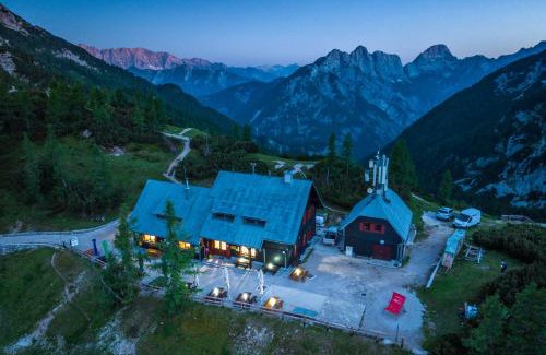Studor House | Poštarski dom on Vršič
