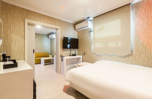 Pocheon Hotel | Pocheon Baegun