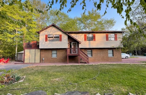 Tobyhanna House | Pocono Mountain Home Tobyhanna