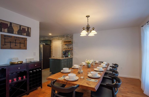 Stroudsburg House | Pocono Mountains Resort Like Home, Peaceful, Relaxing, Close To All Amenities