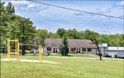 Albrightsville House | Poconos Chalet Hot Tub, Game Room, Sleeps 10