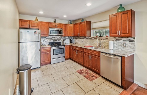 Tobyhanna House | Poconos Chalet newly renovated, great location by RedAwning