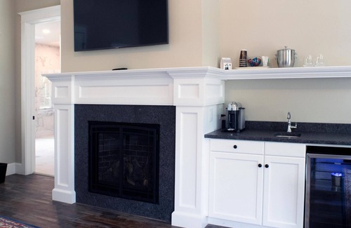 Reeders Cabin | Poconos vacation rentals, The Hill Suites, perfect for adults looking to relax,