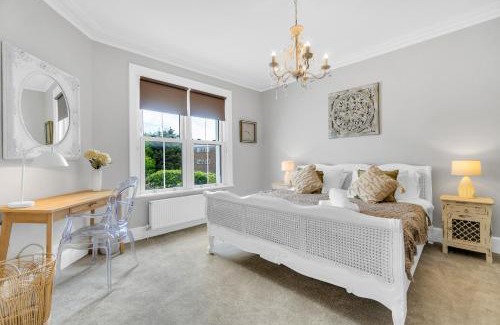 Worthing Apartment | Poets Apartment with Free Parking By My Getaways