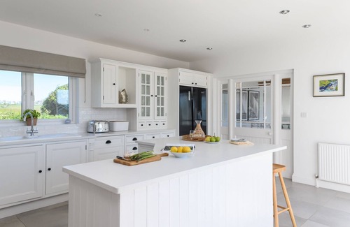 Charlestown House | Point House - sleeps 8 guests in 4 bedrooms