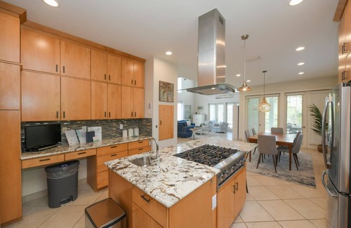 Anna Maria House | Point's Hideaway - Luxury Retreat w/Private Pool & Deck, Stunning Bay Views