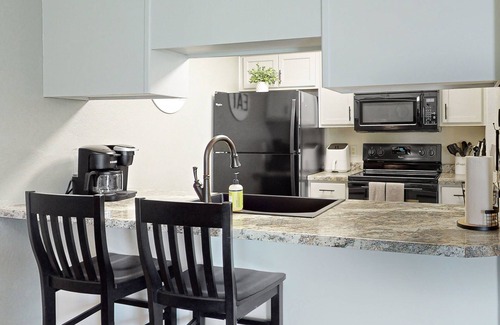 Table Rock Condo | Pointe Royale Condos, #5 | Condo in Branson with pool access