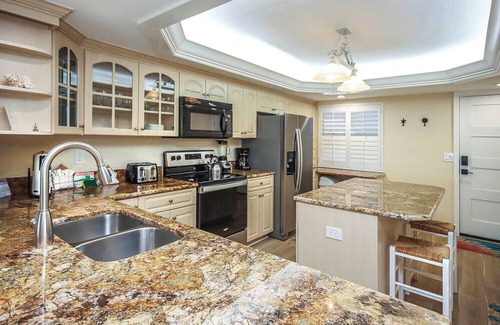 Sanibel House | Pointe Santo A26: Exquisite Gulf-Front Paradise