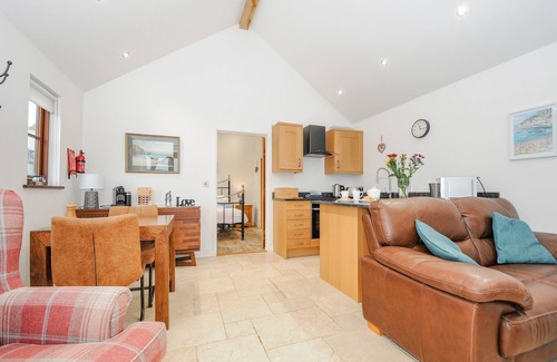 Cury Cottage | POL GLAS CABIN, pet friendly, country holiday cottage in Mullion